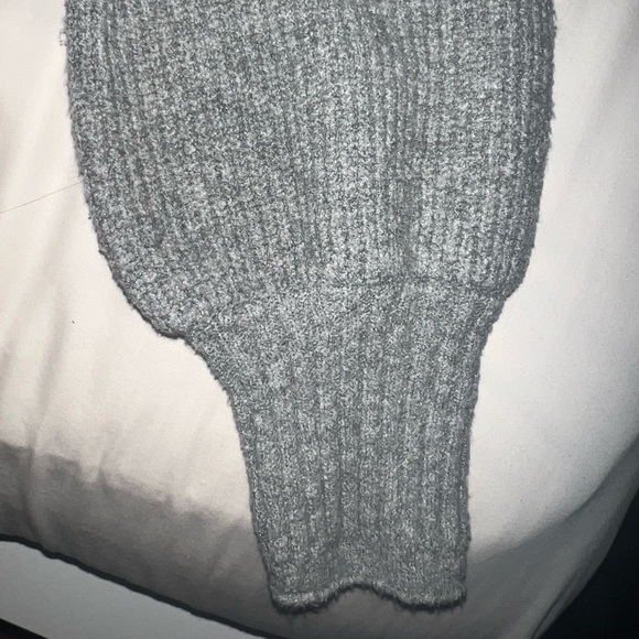 American eagle sweater - Picture 3 of 3